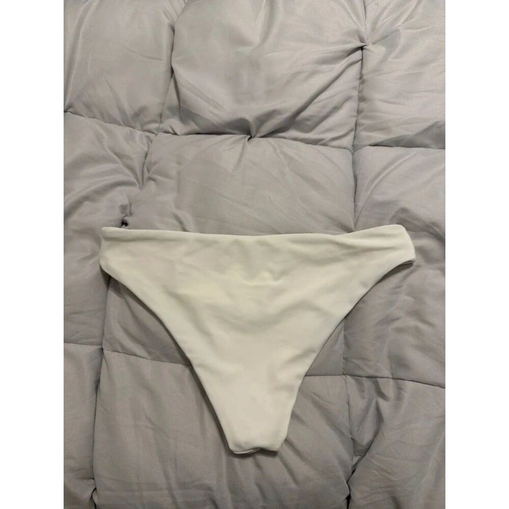 Bikini bottoms - Picture 2 of 2